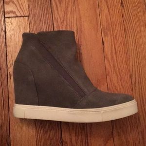 Steve Madden Loma wedges